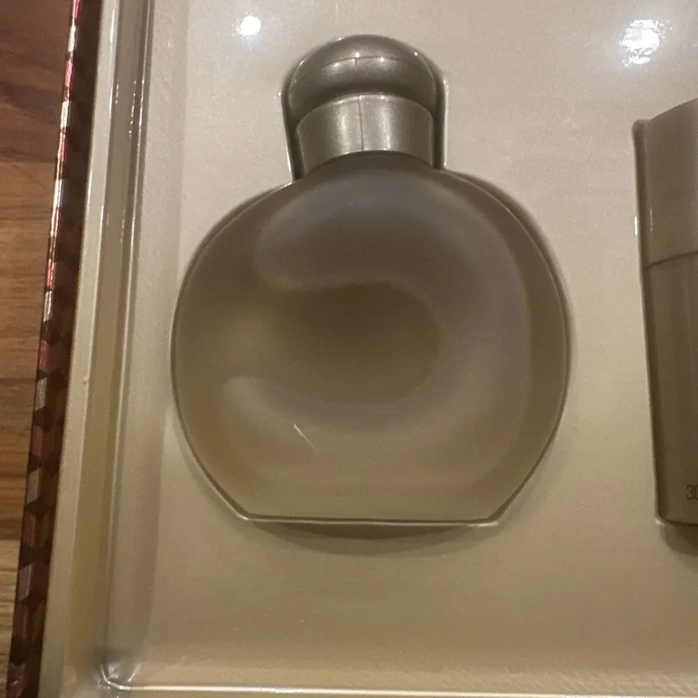 Halston Z 3 Piece Gift Set For Men Cologne Aftershave & Deodorant $120 Retail
